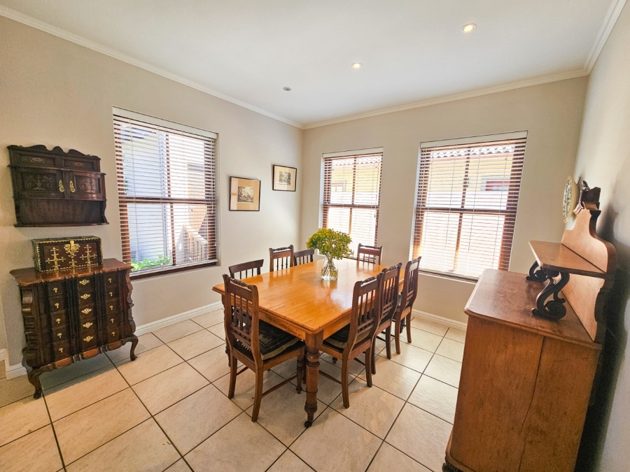 2 Bedroom Property for Sale in Whale Rock Gardens Western Cape